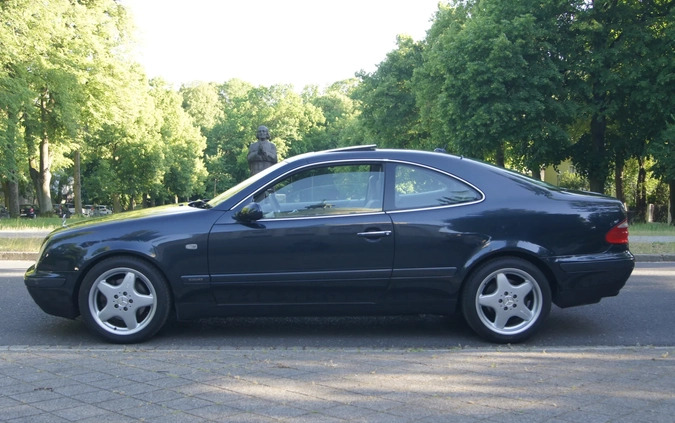 Mercedes-Benz CLK cena 26900 przebieg: 193228, rok produkcji 1997 z Poznań małe 301